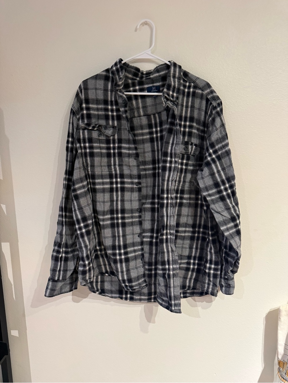 George Black & Gray Plaid Lightweight Shirt Jacket